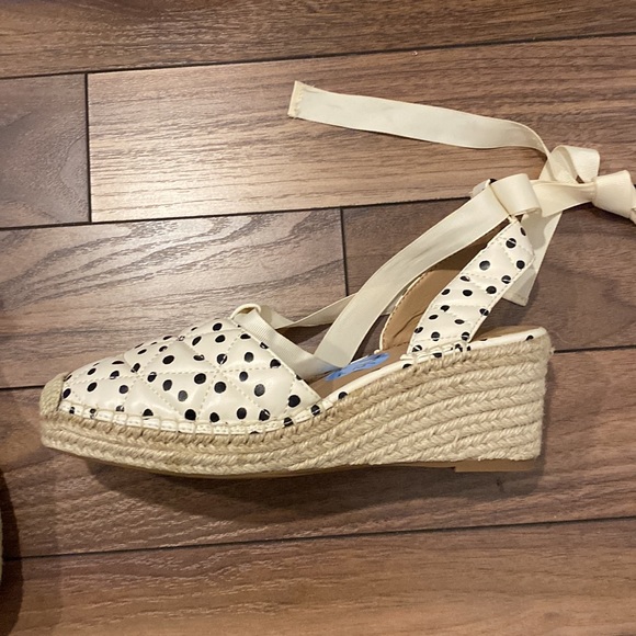 AÉROSOLES Women’s Wedge Polkadot Espadrille Lace Sandals Size 7.5 US - Picture 2 of 7